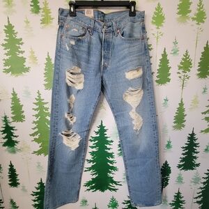 New 501 31x32 Ripped Distressed Blue Jeans